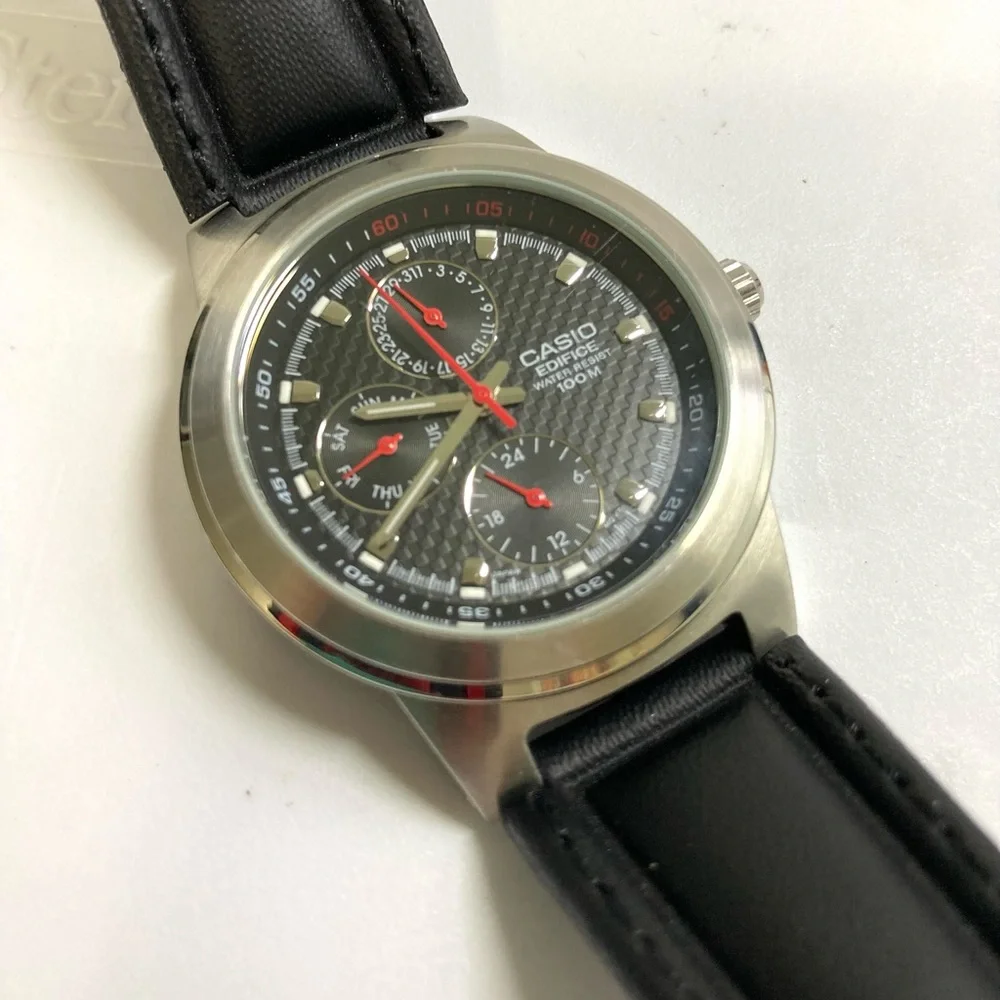 Casio edifice watch, black & silver dial, red accents, working battery, EF308 - Picture 2 of 13